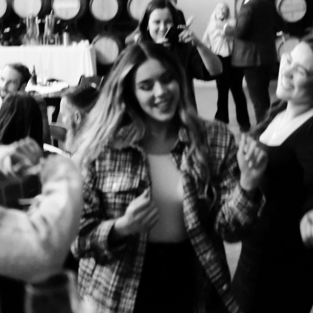 Meet your Posher, Cynthia